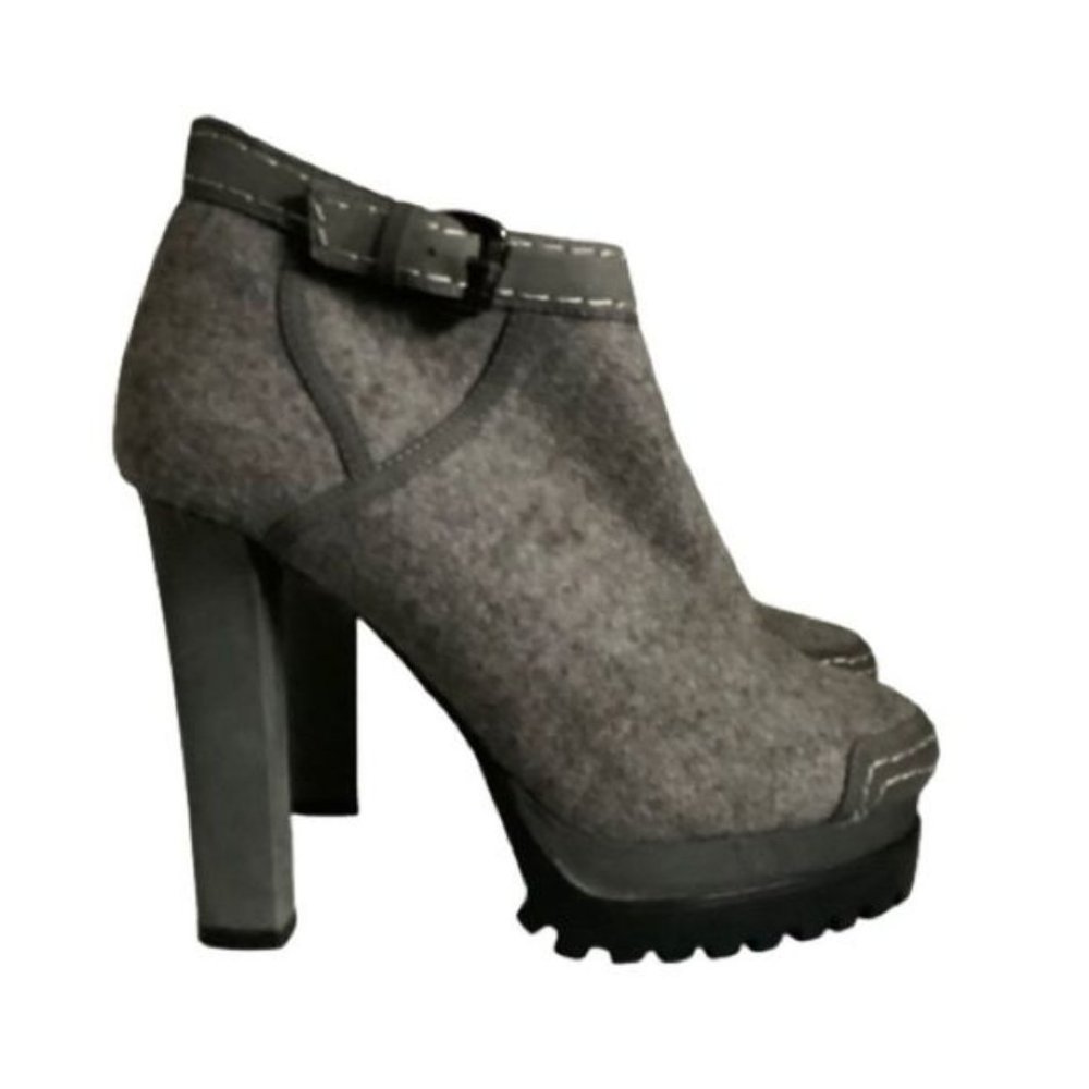 LUCIANO CARVARI PLATFORM HIGH HEEL LUG SOLE WOOL BOOTIES SIZE 37 EU, 6 US